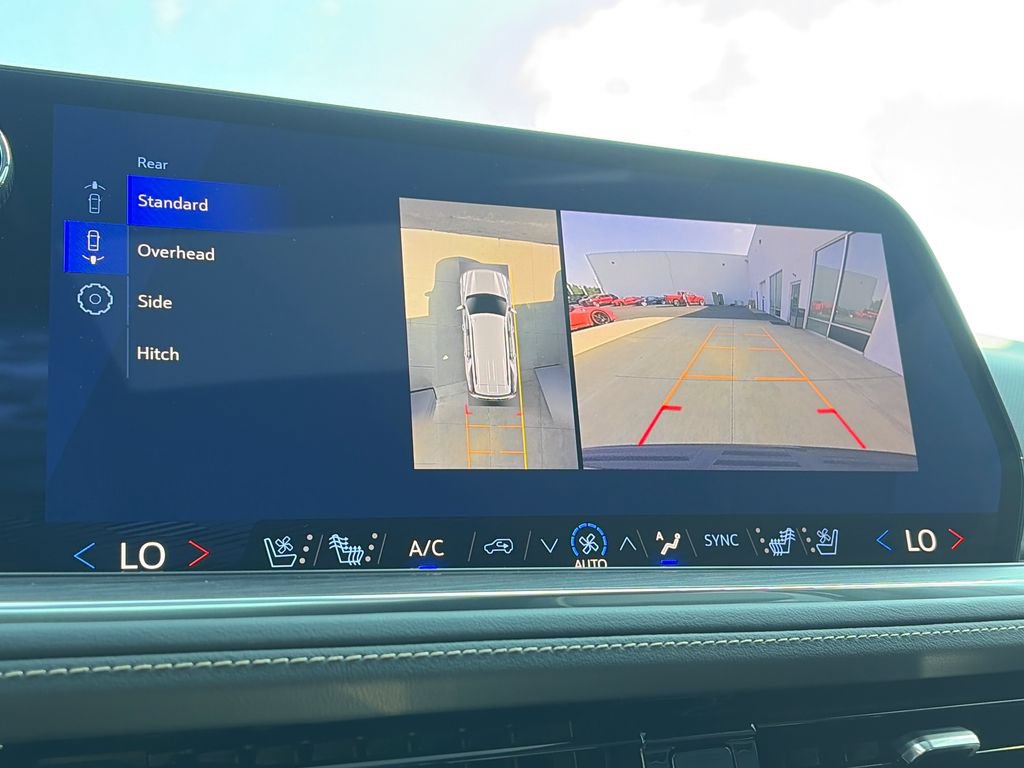New 2026 Chevrolet Tahoe Premier w/ Sun And Tow Package AWD/4WD image 24