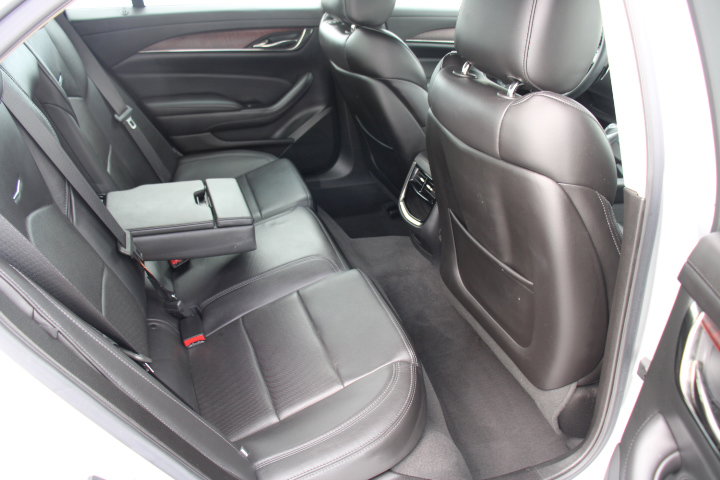 Used 2018 Cadillac CTS Luxury image 17