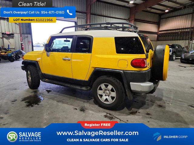 Used 2008 Toyota FJ Cruiser 2WD w/ Upgrade Pkg 2 image 3
