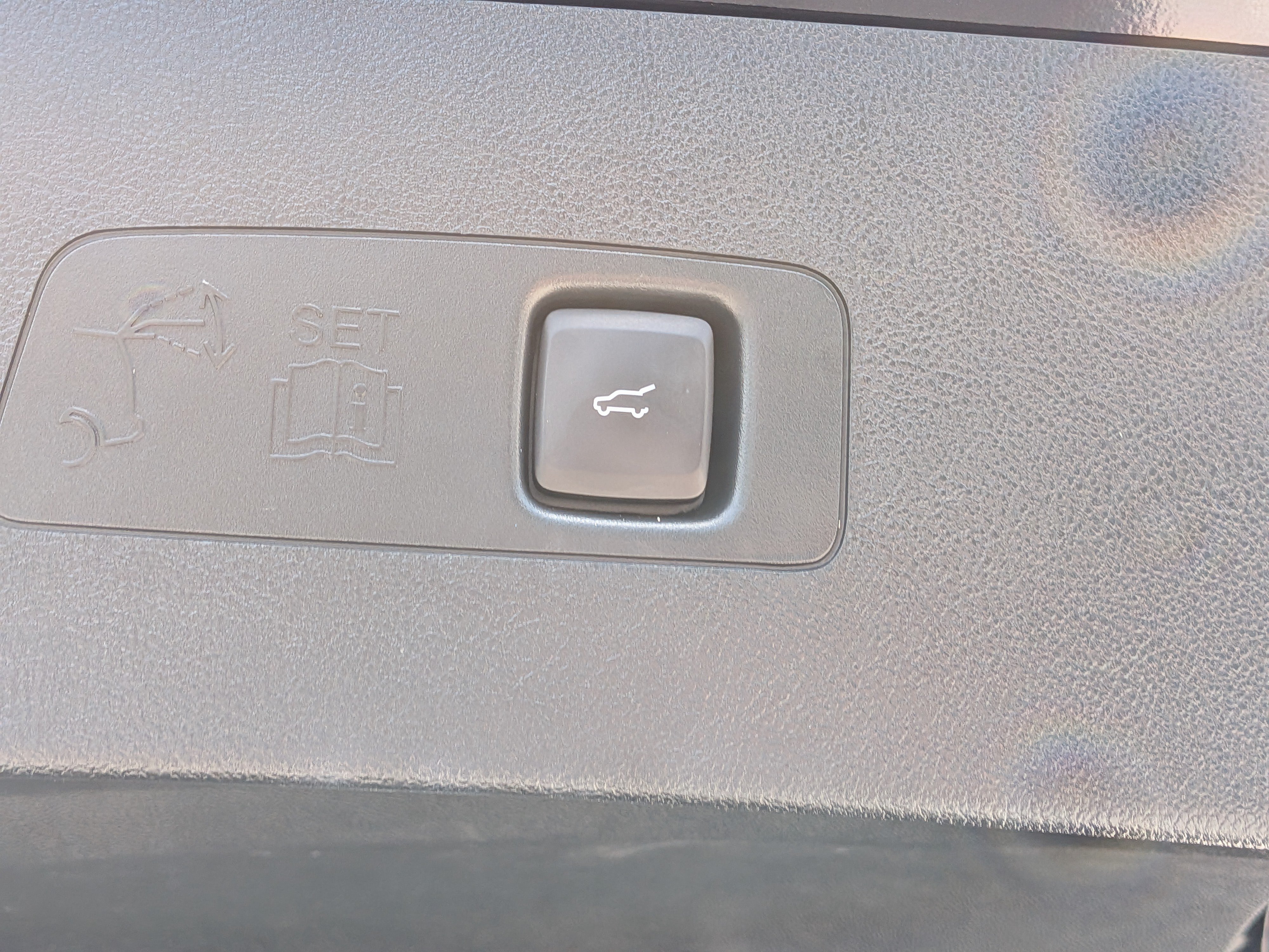 Used 2021 Lincoln Corsair Reserve FWD image 14