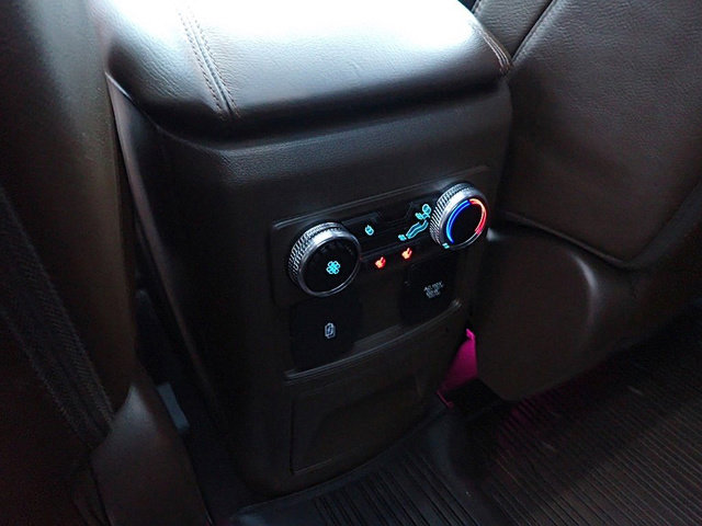 Used 2023 Ford Explorer King Ranch w/ Technology Package image 25