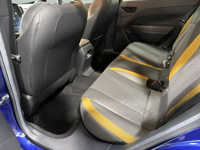 Certified 2025 Subaru Crosstrek 2.5i Sport AWD/4WD image 30