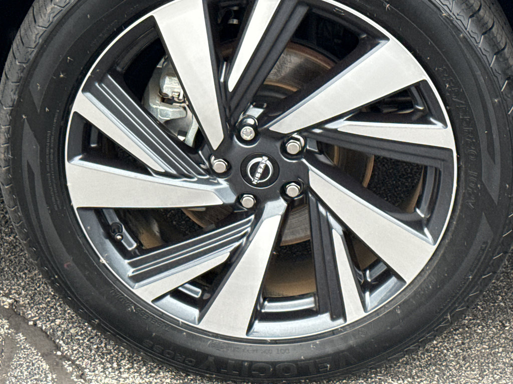 Used 2023 Nissan Murano SL w/ SL Moonroof Package image 9