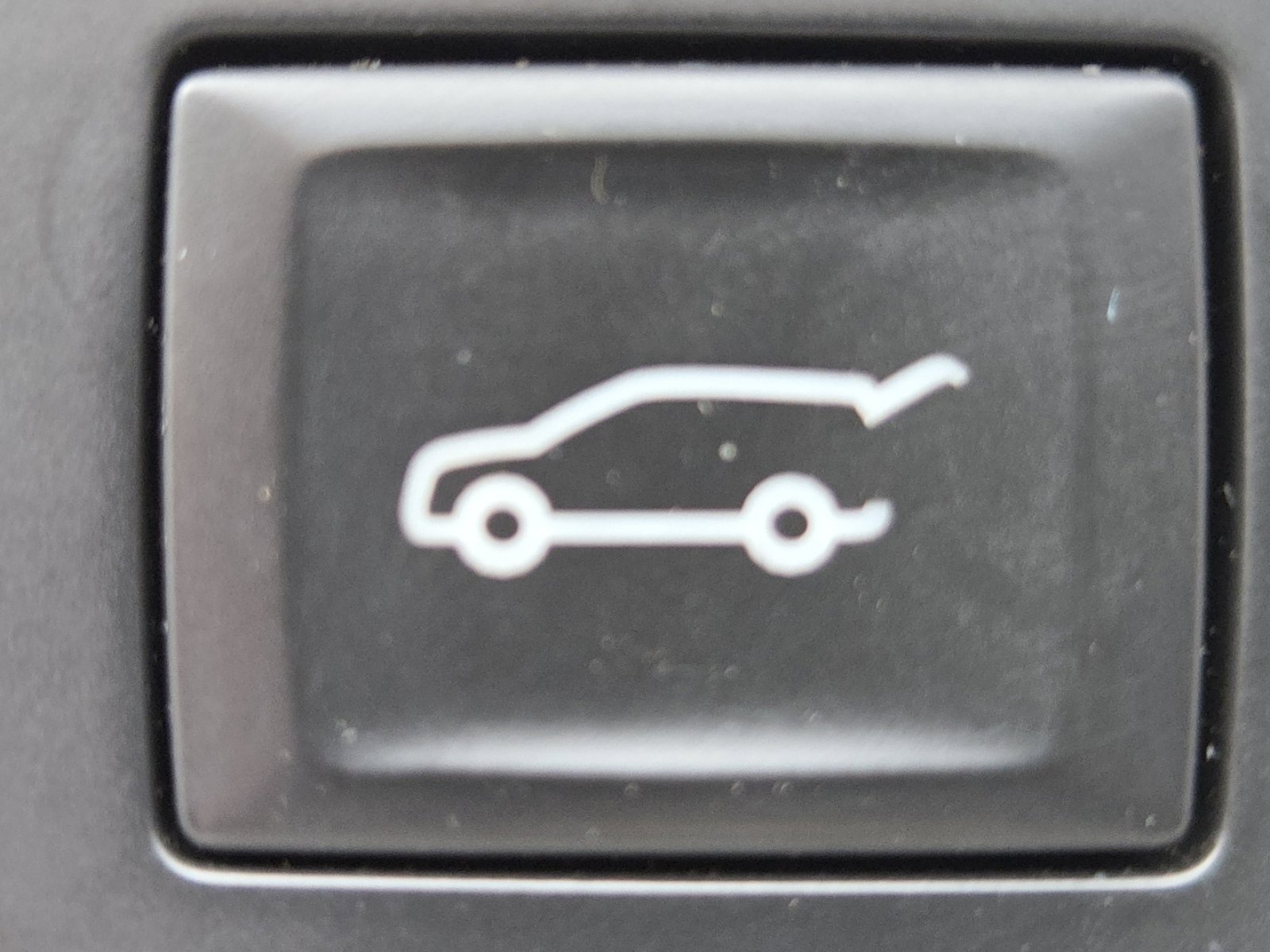 Used 2018 Cadillac XT5 Premium Luxury w/ Driver Assist Package image 24