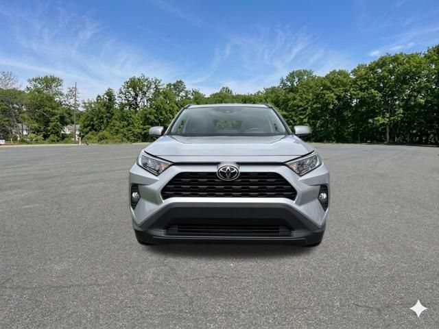 Used 2020 Toyota RAV4 XLE Premium AWD/4WD image 3