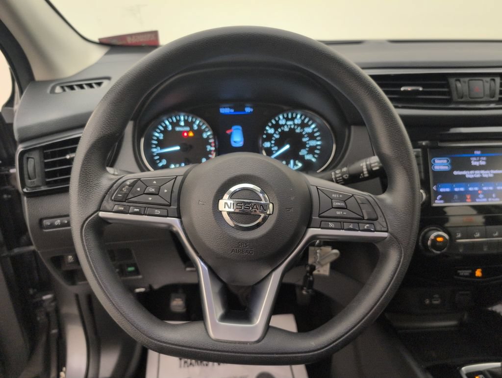 Used 2020 Nissan Rogue Sport S FWD image 32
