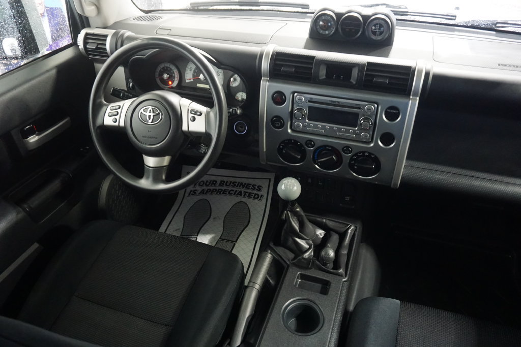 Used 2012 Toyota FJ Cruiser 4WD w/ Convenience Pkg image 23