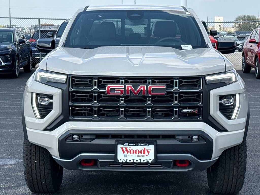 New 2026 GMC Canyon AT4 AWD/4WD image 4