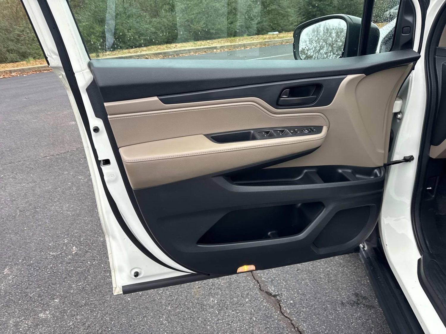 Used 2018 Honda Odyssey EX image 24