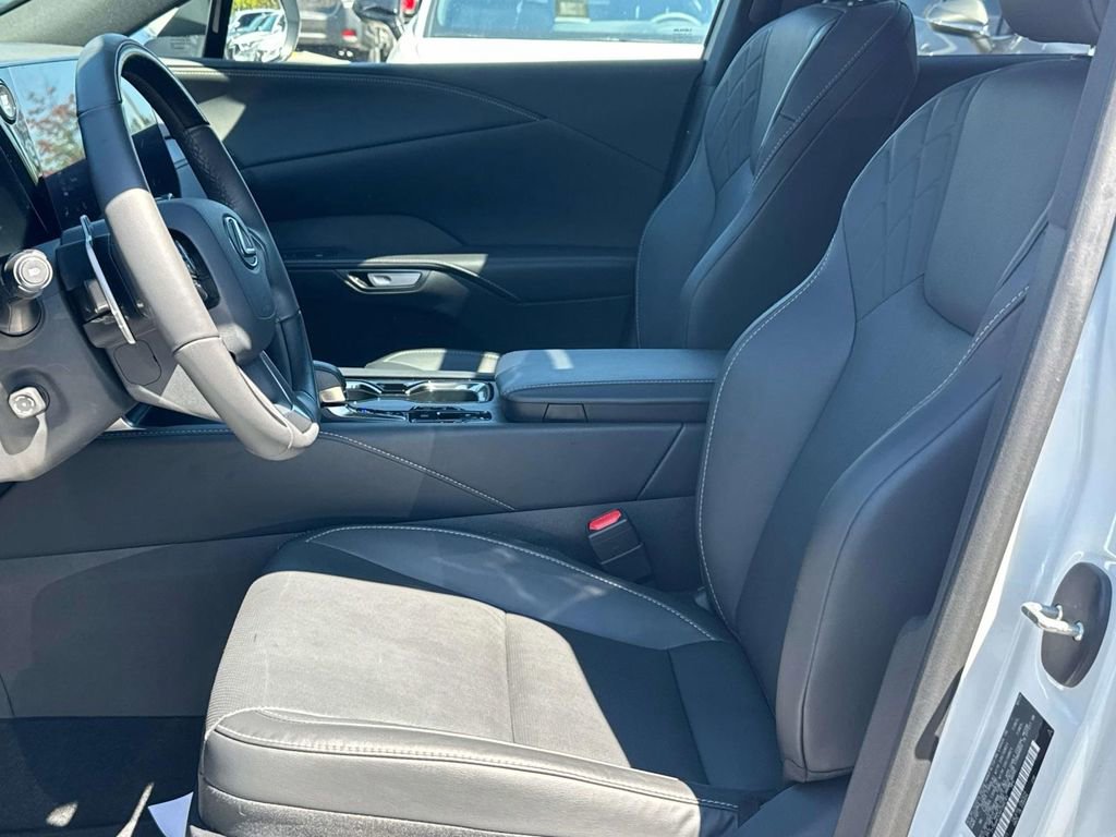 Used 2024 Lexus RX 350 Premium image 14