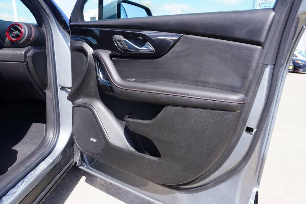 Used 2025 Chevrolet Blazer RS image 24