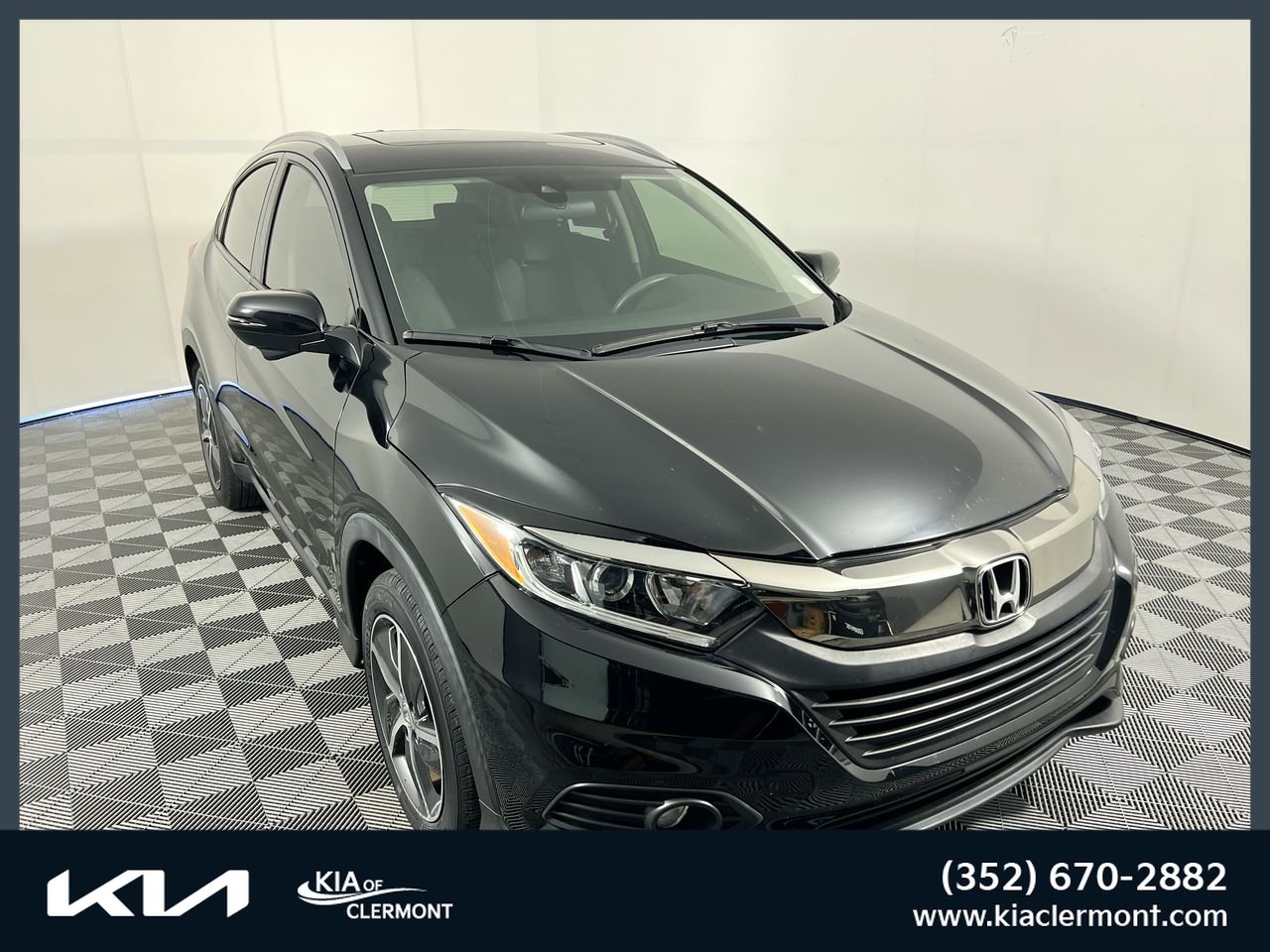 Used 2022 Honda HR-V EX image 1