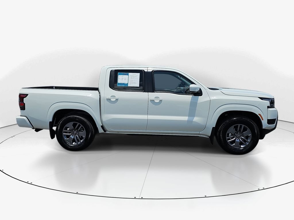Used 2025 Nissan Frontier SV RWD image 5