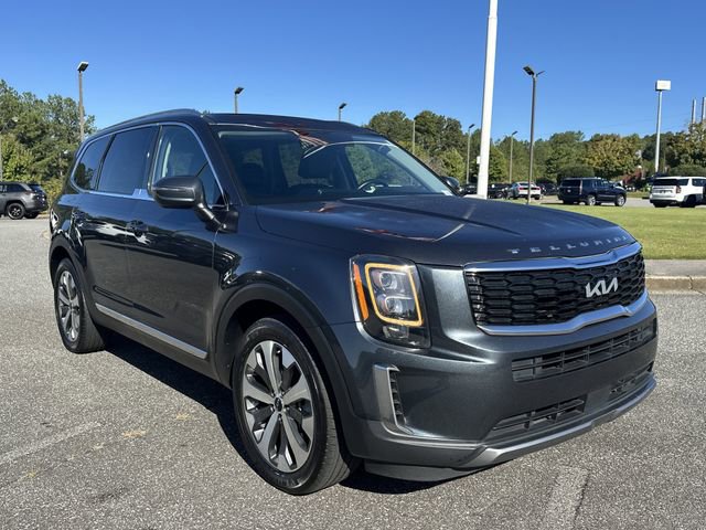 Used 2022 Kia Telluride EX w/ EX Premium Package image 3