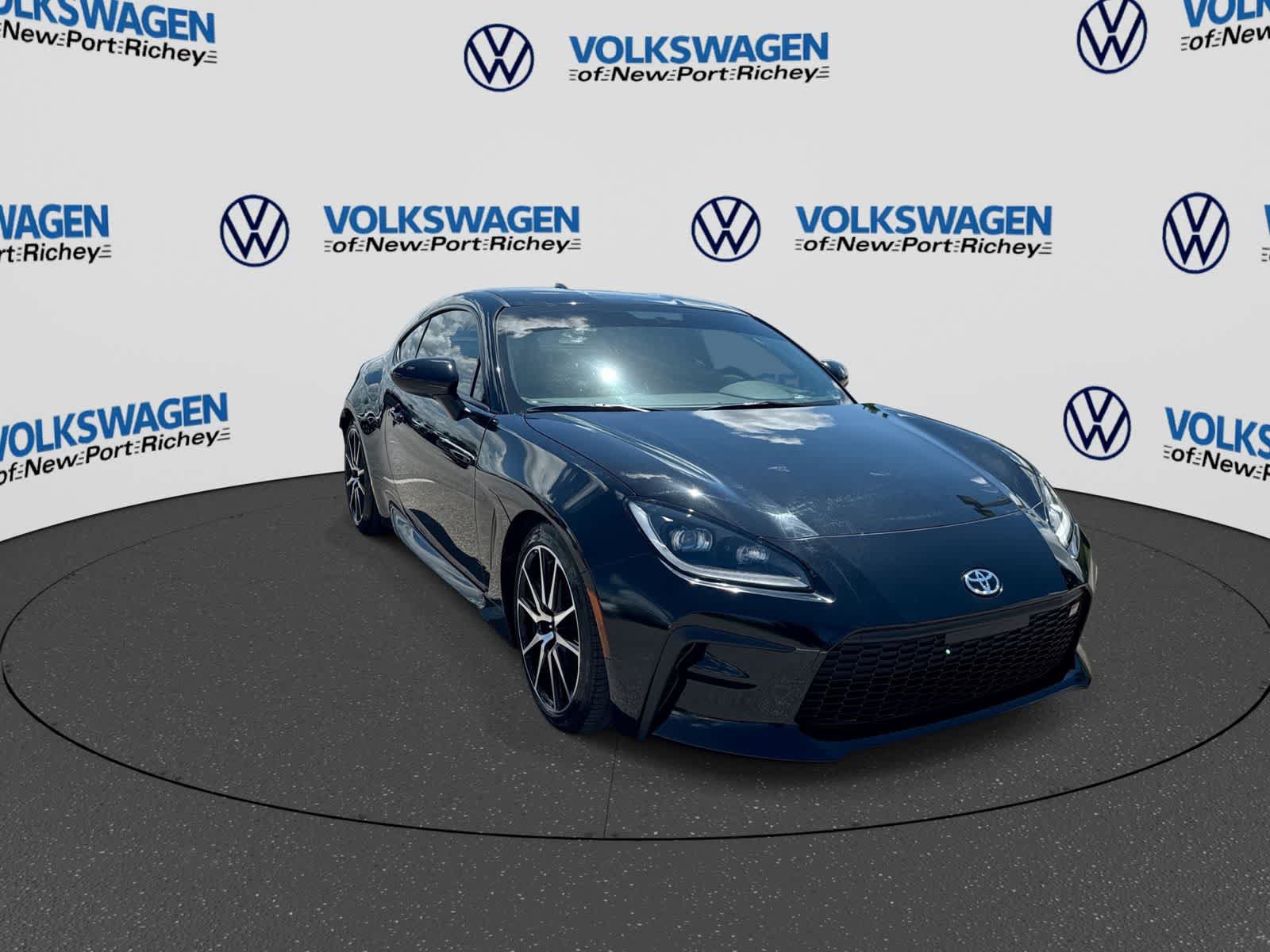 Used 2023 Toyota GR86 RWD image 16