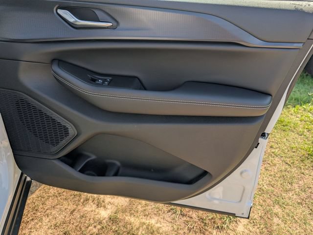 New 2026 Jeep Grand Cherokee L Laredo RWD image 31