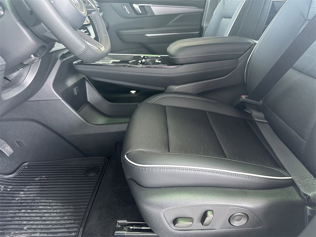 New 2026 Buick Enclave Sport Touring w/ Power Package image 15