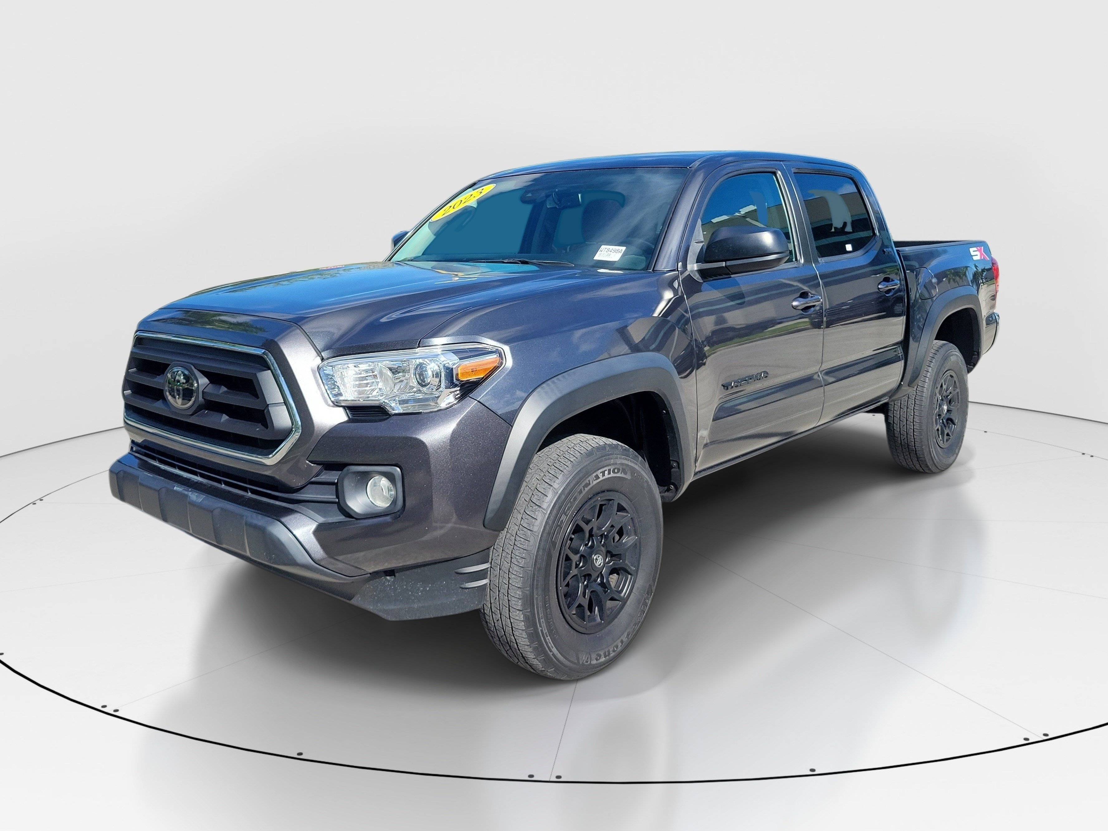 Used 2023 Toyota Tacoma SR5 RWD image 3