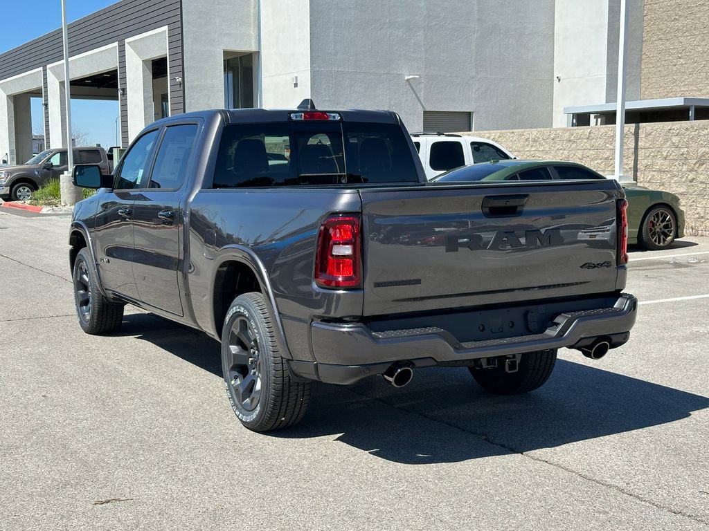 New 2026 RAM 1500 4x4 Crew Cab image 4