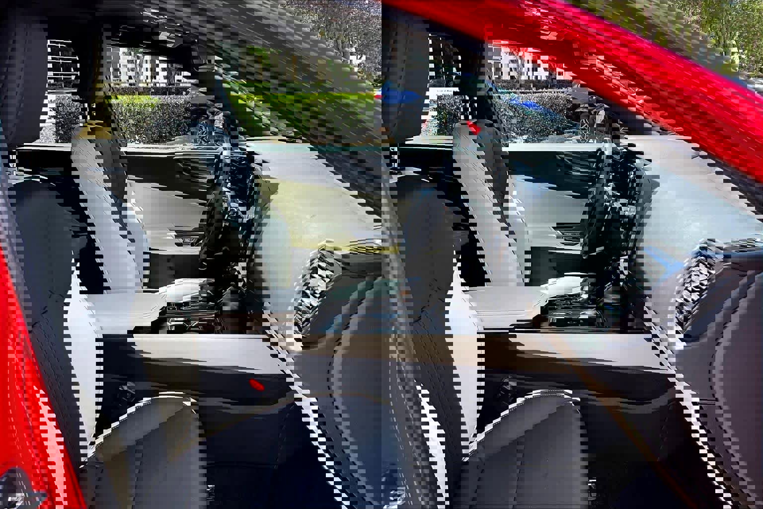 Used 2024 Lexus NX 250 FWD w/ Towing Package (2000 Lbs) image 9