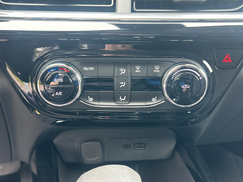 New 2026 Chevrolet Trax ACTIV FWD image 21