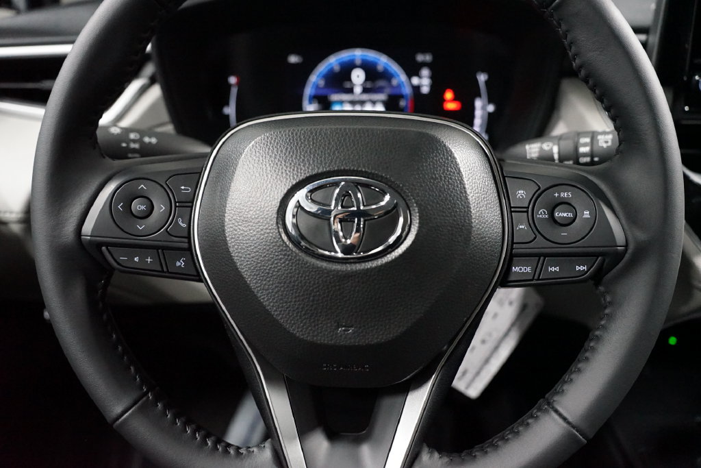 New 2026 Toyota Corolla Cross LE FWD image 12