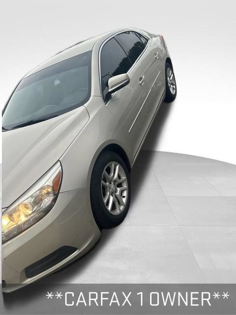 Used 2014 Chevrolet Malibu LT w/ Power Convenience Package FWD image 2