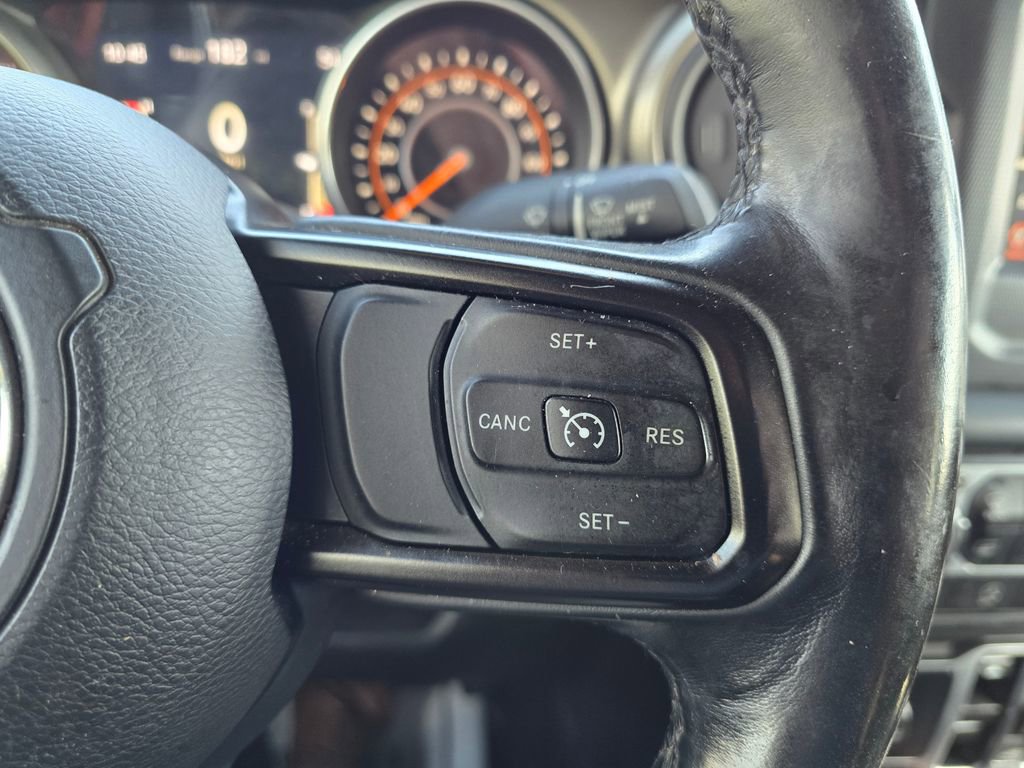 Used 2018 Jeep Wrangler Unlimited Sport S AWD/4WD image 15