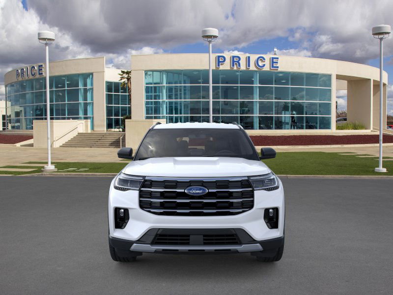 Used 2025 Ford Explorer Active w/ Active Comfort Package image 6