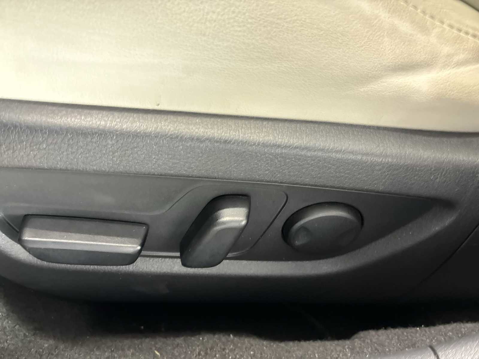 Used 2021 MAZDA CX-30 AWD 2.5 S w/ Premium Package image 14