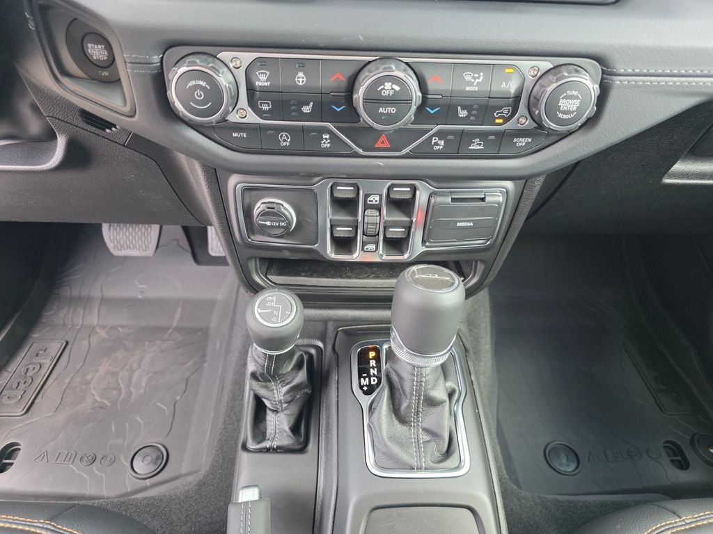 New 2026 Jeep Gladiator Sport image 15