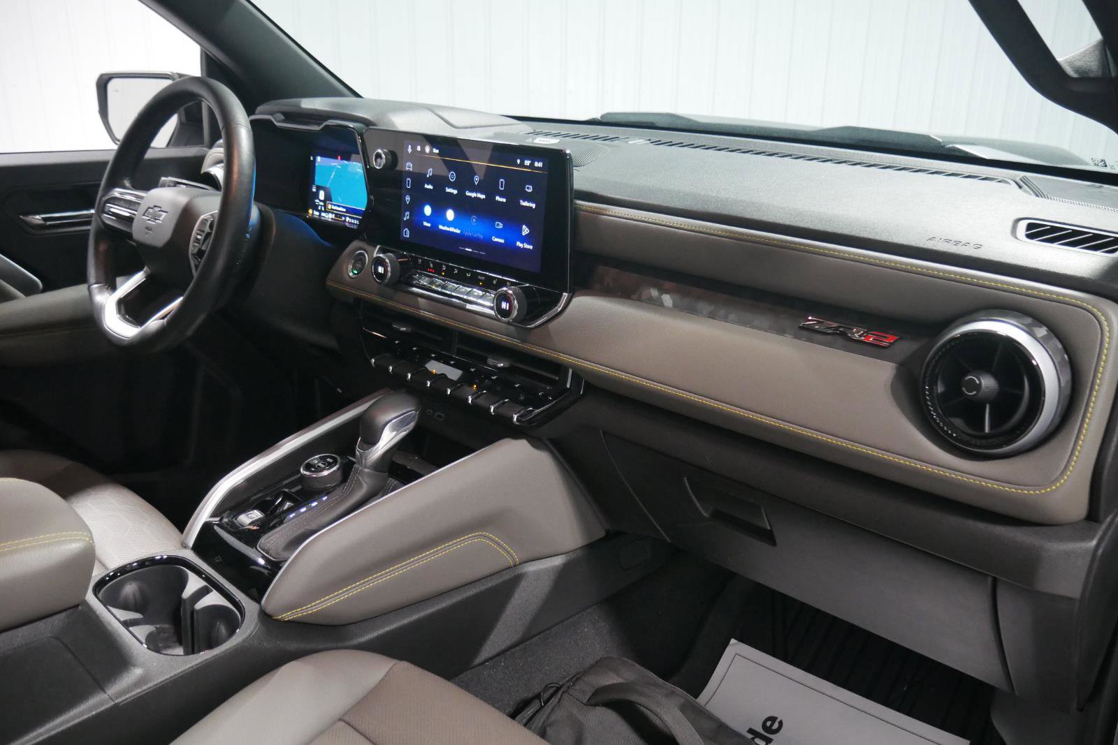 Used 2023 Chevrolet Colorado ZR2 w/ ZR2 Convenience Package III image 15