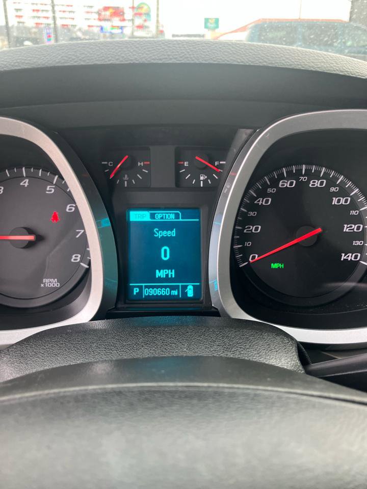 Used 2017 Chevrolet Equinox LT w/ Convenience Package image 14