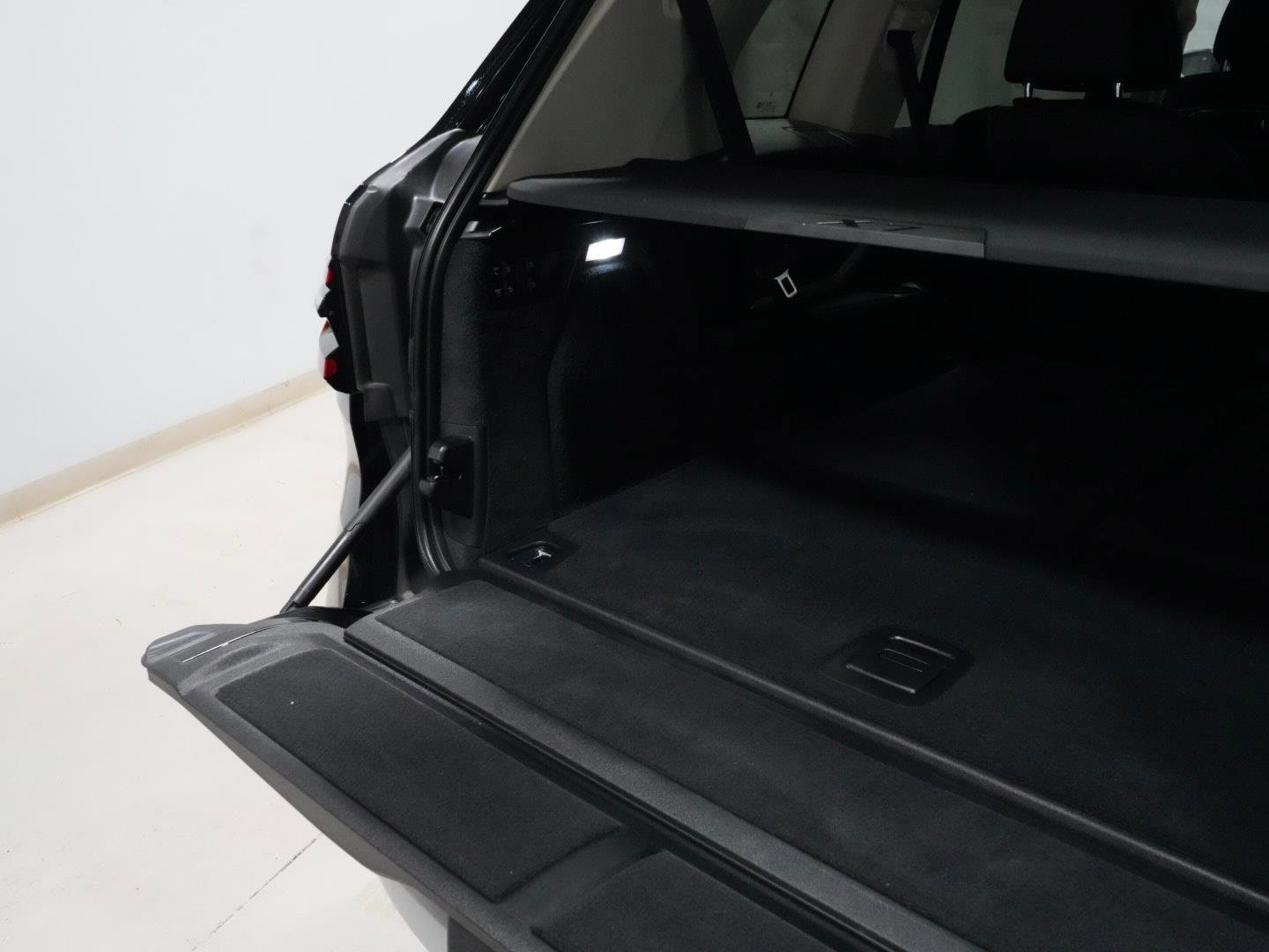 Certified 2023 BMW X7 xDrive40i w/ Parking Assistance Package image 20