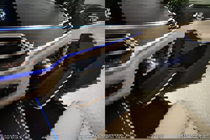 Used 2022 BMW ALPINA XB7 image 40