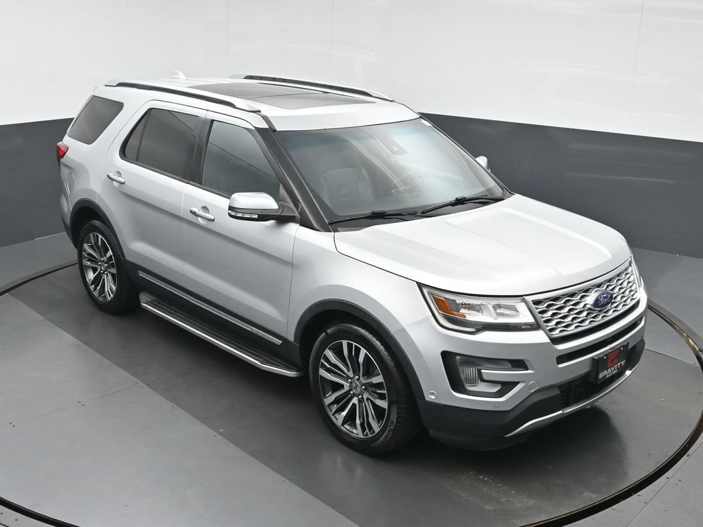 Used 2017 Ford Explorer Platinum AWD/4WD image 33