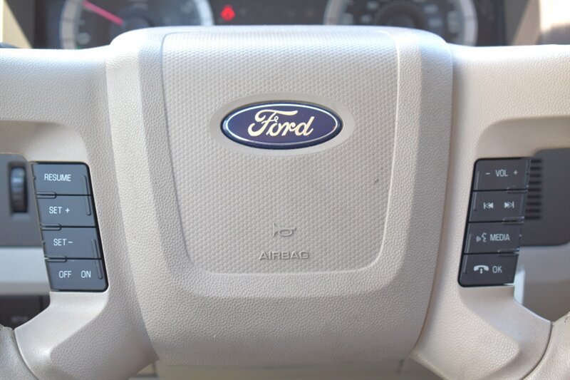 Used 2009 Ford Escape 2WD Hybrid image 15