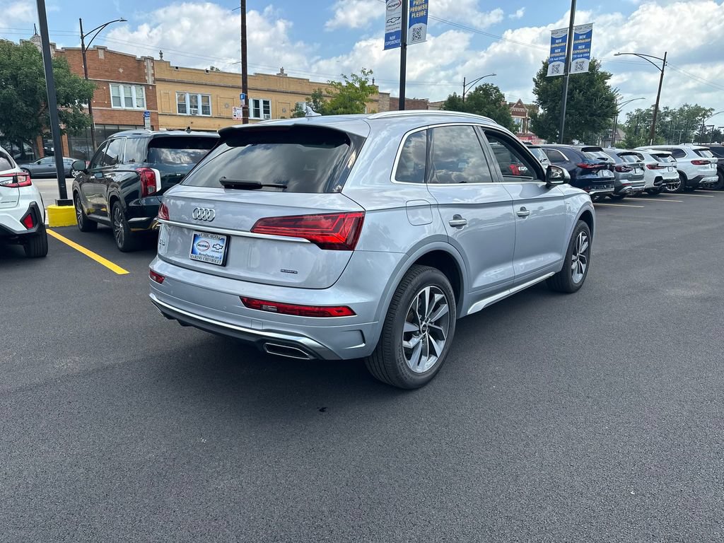 Used 2023 Audi Q5 2.0T Premium w/ Convenience Package AWD/4WD image 4