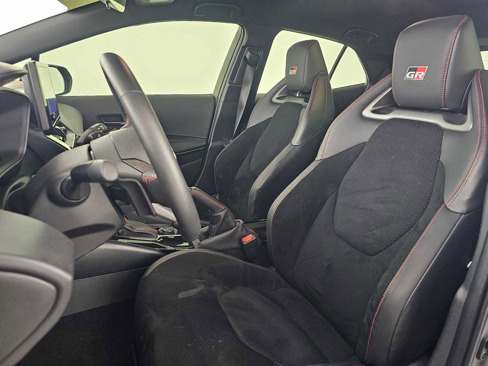 Used 2025 Toyota Corolla Premium Plus image 21