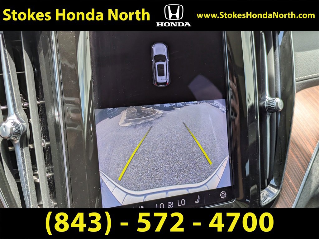 Used 2023 Volvo XC60 B6 Ultimate w/ Protection Package Premier image 22