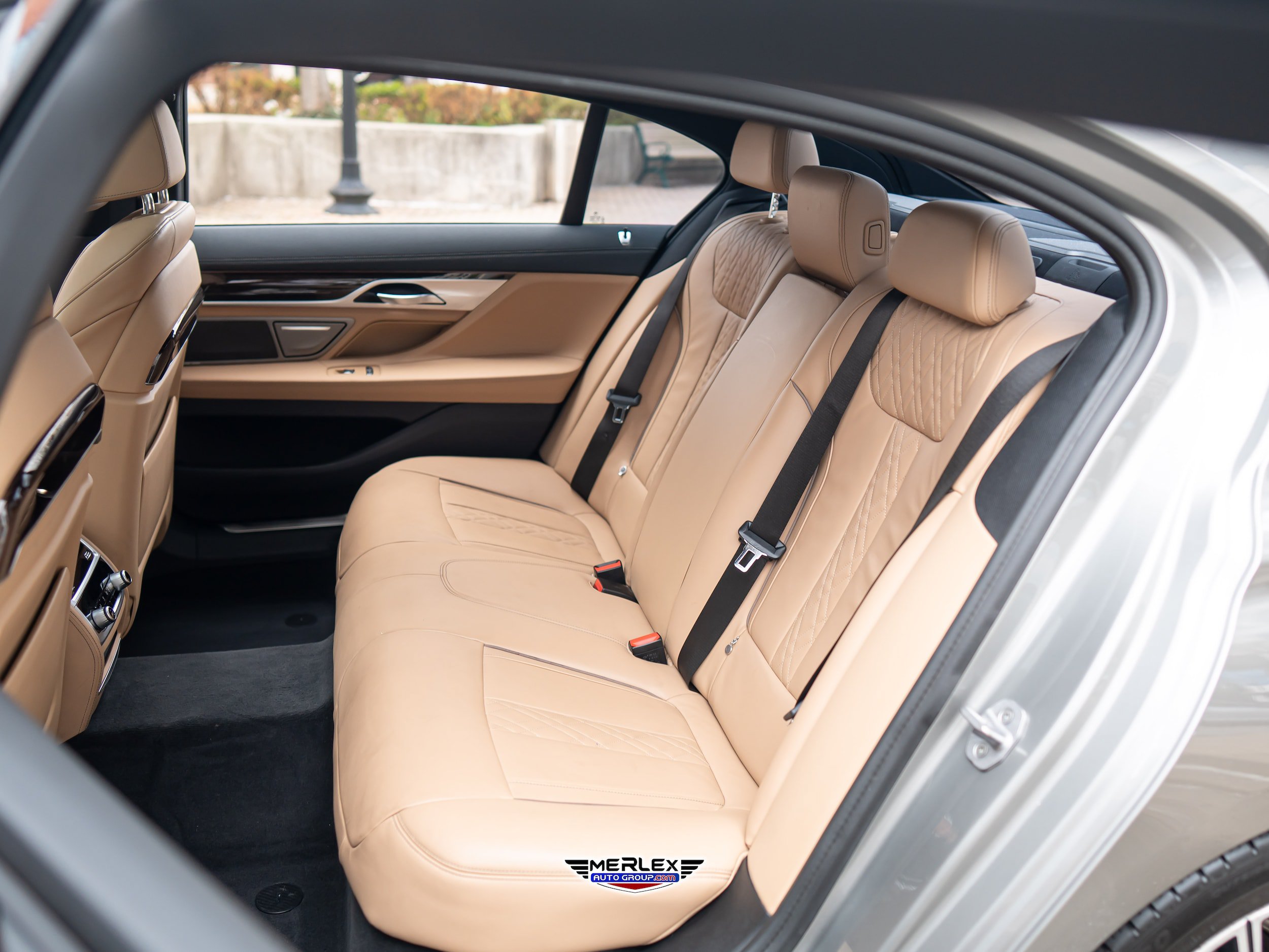 Used 2021 BMW 750i xDrive w/ M Sport Package AWD/4WD image 20