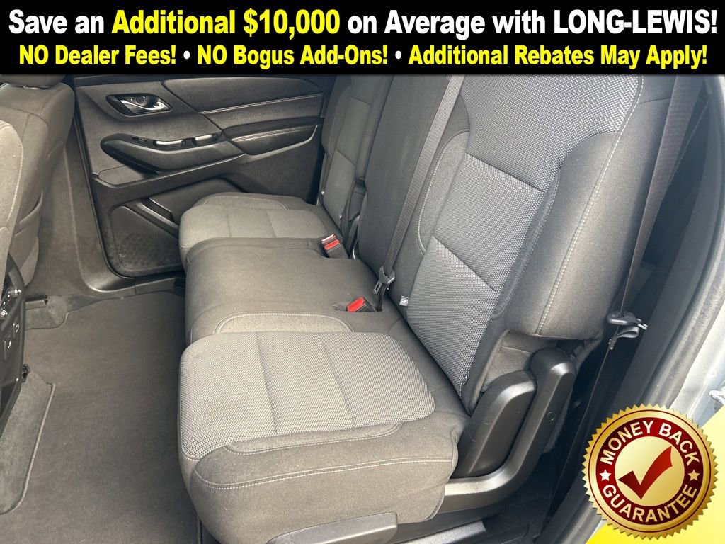 Used 2023 Chevrolet Traverse LT image 18