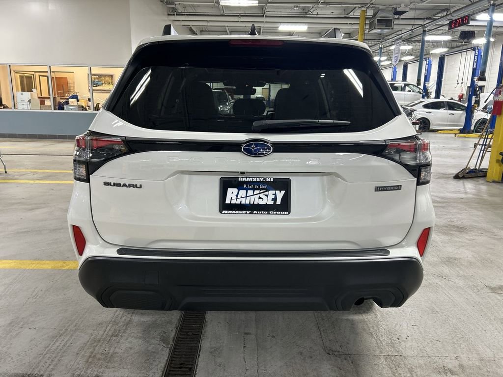 Certified 2025 Subaru Forester Premium image 7