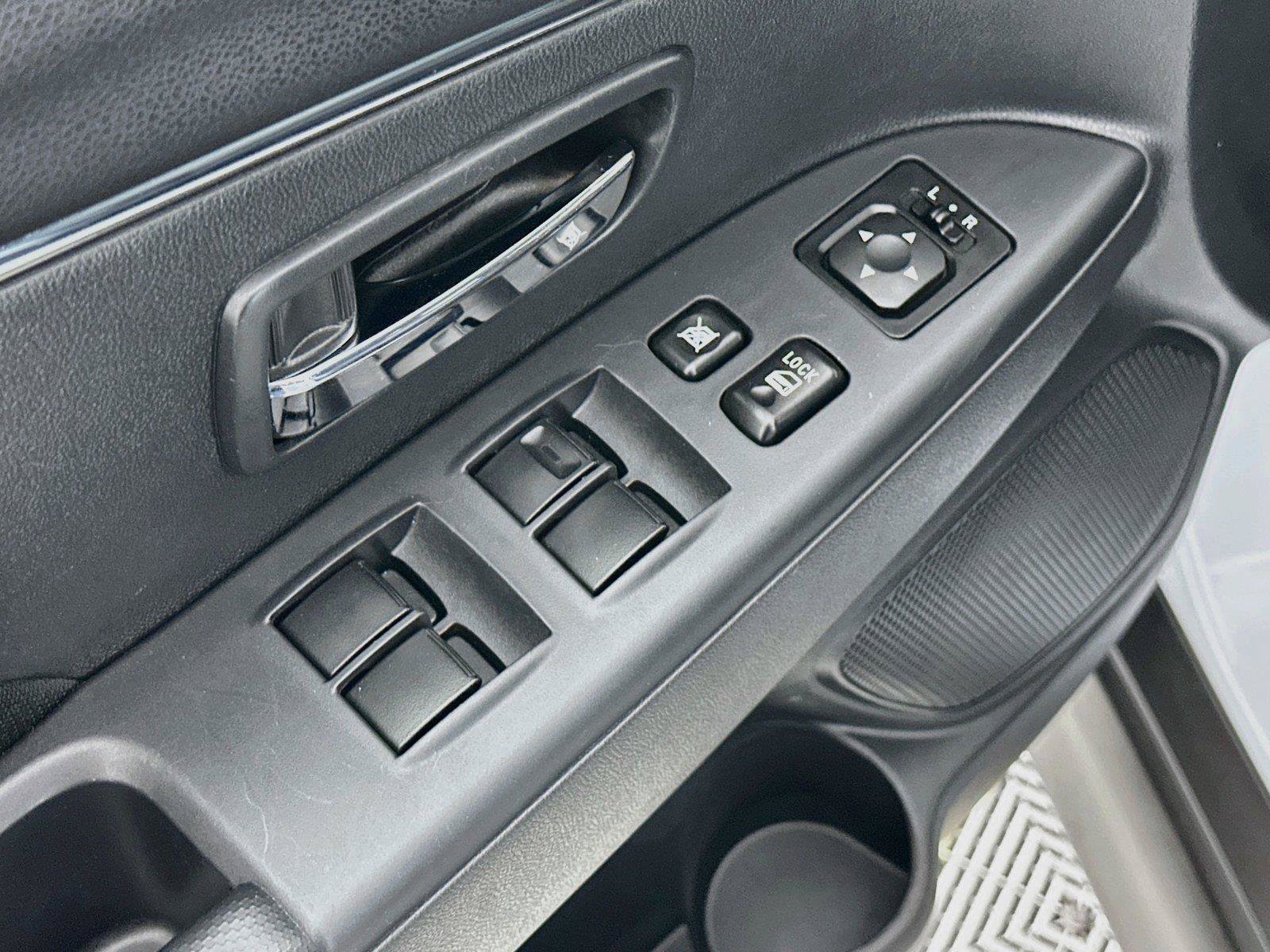 Used 2025 Mitsubishi Outlander Sport ES AWD/4WD image 19