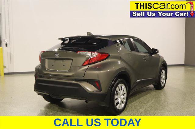 Used 2021 Toyota C-HR LE FWD image 8