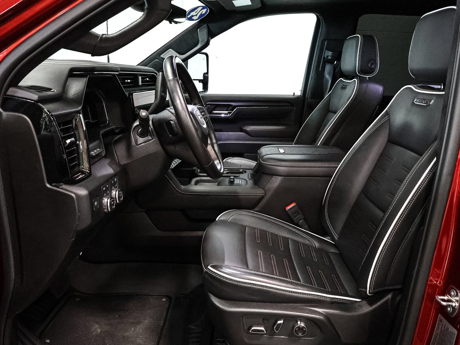 Certified 2024 GMC Sierra 2500 AT4X AWD/4WD image 24