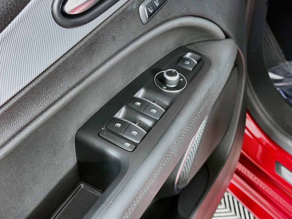 Used 2023 Alfa Romeo Stelvio Veloce AWD/4WD image 18