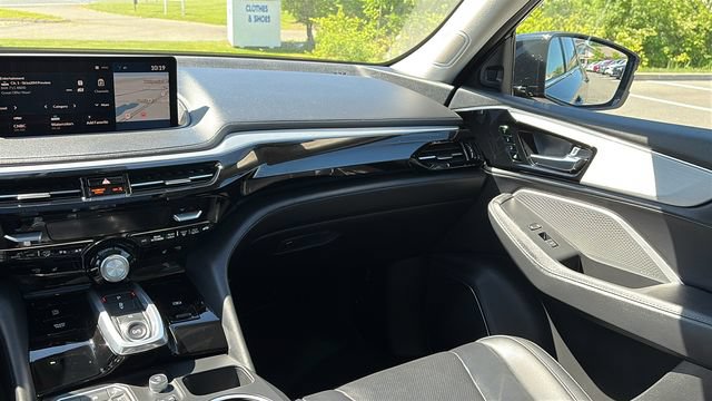 Certified 2023 Acura MDX SH-AWD w/ Technology Package image 24