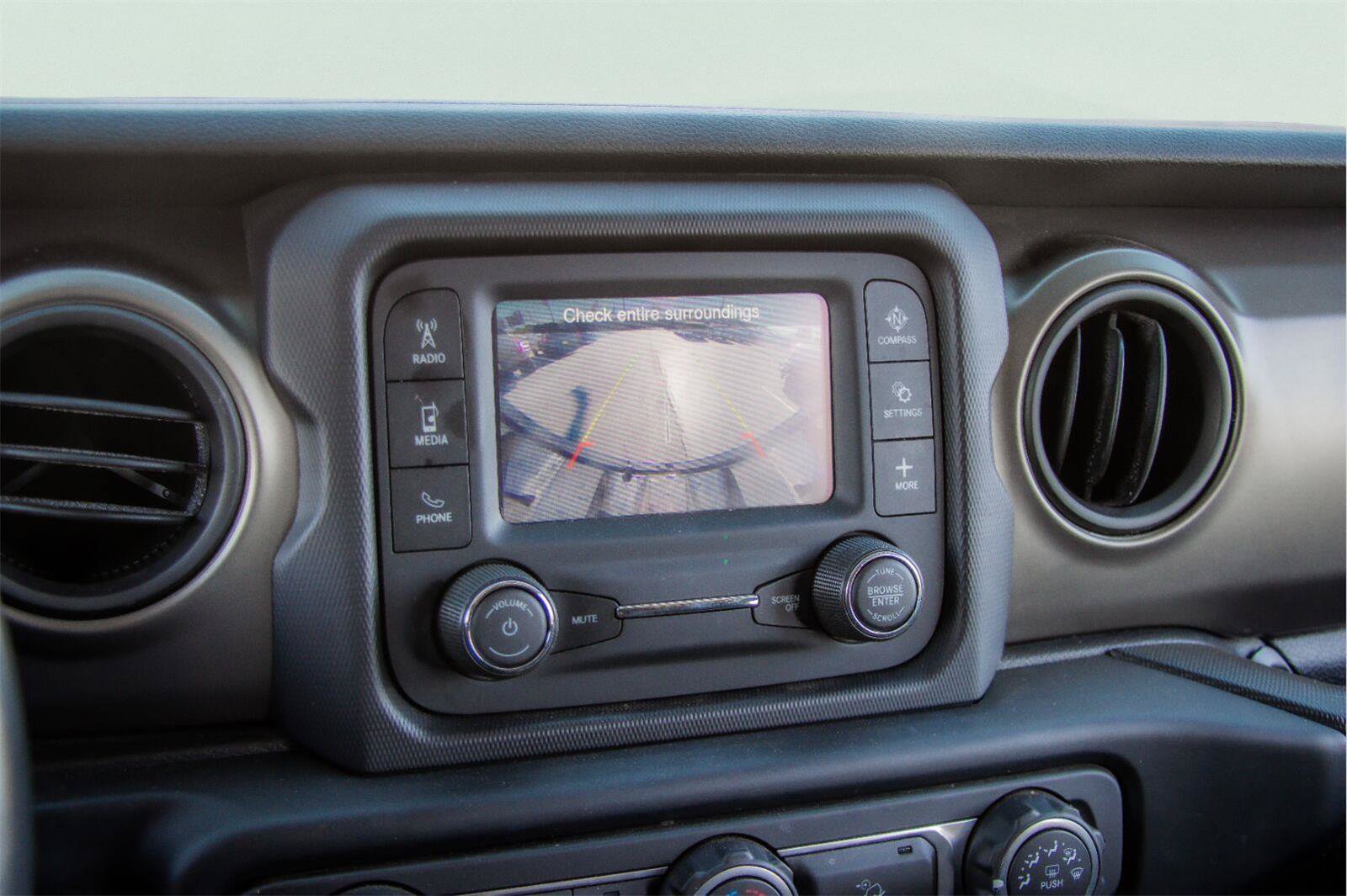 Used 2019 Jeep Wrangler Unlimited Sport S AWD/4WD image 13