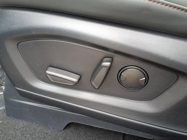 New 2026 Ford Explorer Active AWD/4WD image 9
